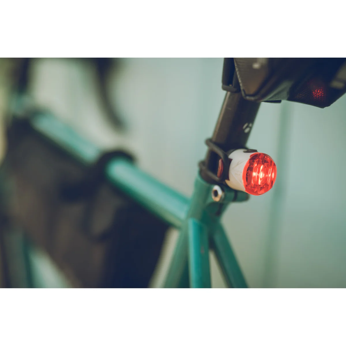 LEZYNE LED FEMTO USB PAIR - BLACK Bike Light — 4