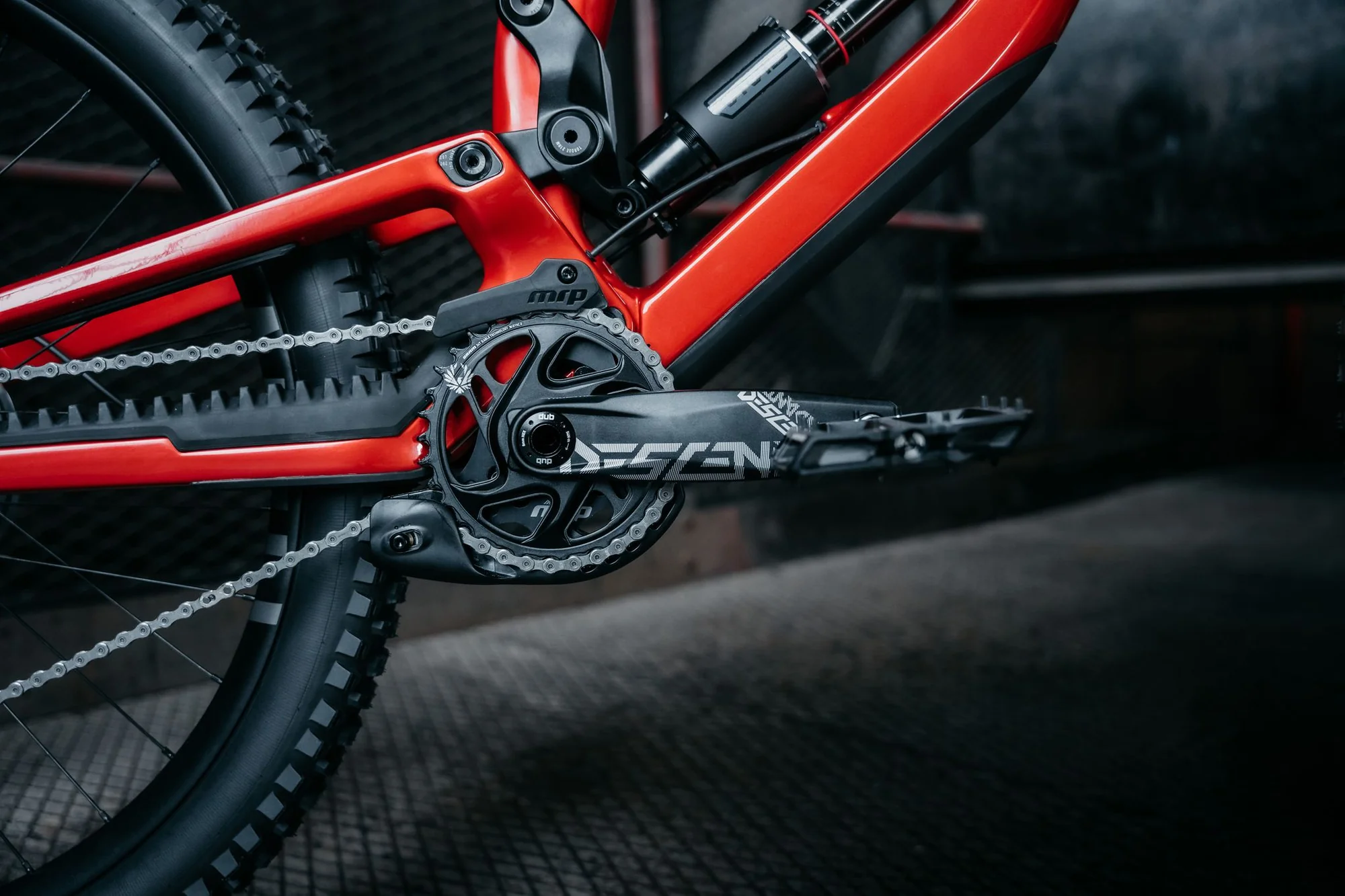 Nukeproof Dissent Carbon Pro 297 GX DH7 — 3