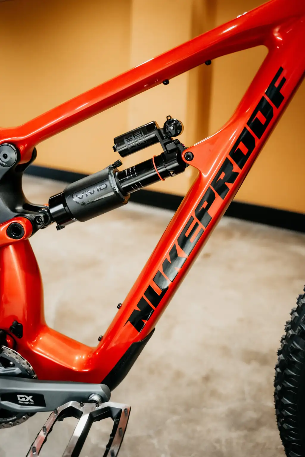 Nukeproof Mega Carbon Pro T-GX — 2
