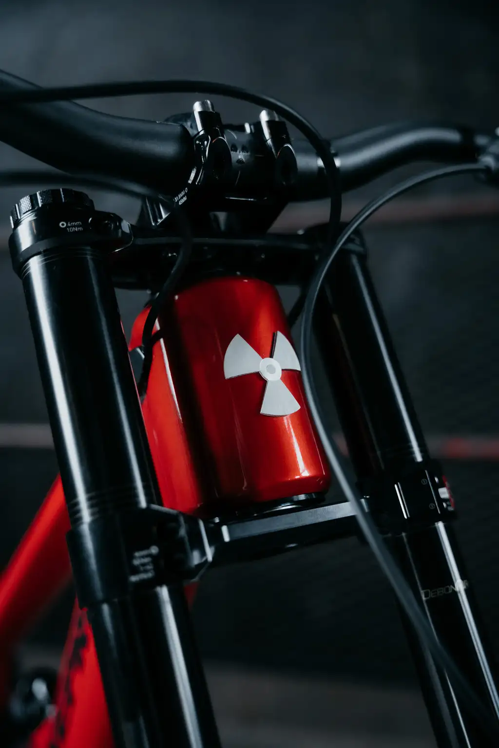 Nukeproof Dissent Carbon Pro 297 GX DH7 — 2