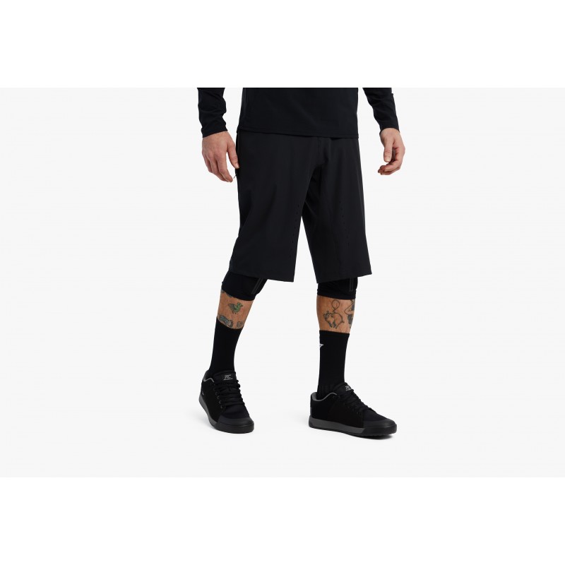 Race Face Traverse Shorts — 3